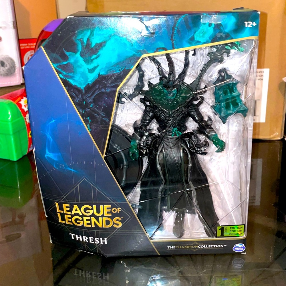League of Legends, 6-Inch Thresh Collectible Figure